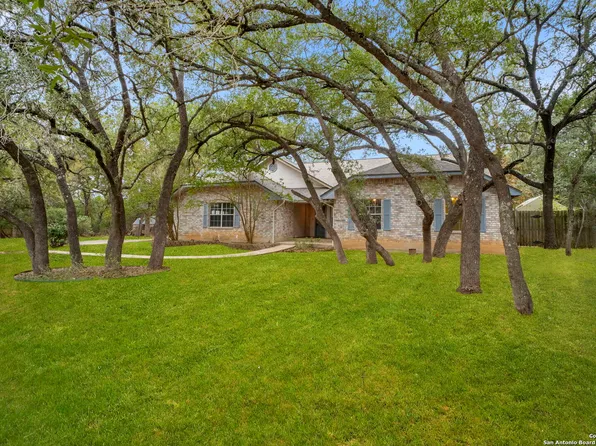 8902 Enchanted Park, Boerne, TX 78015