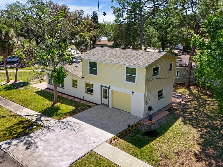 4038 Harrisburg St NE — Photo 42