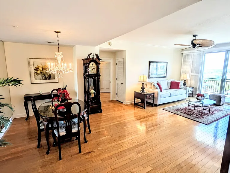 750 N Tamiami Trl #1404 — Photo 39