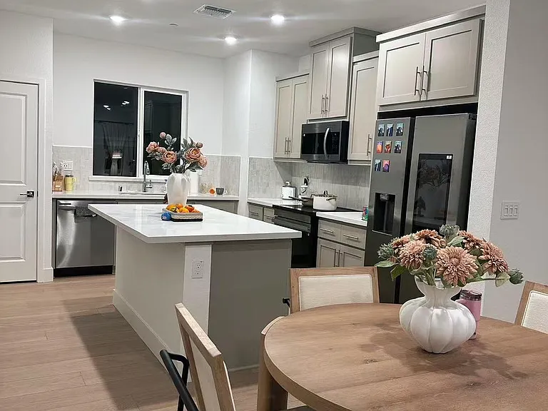 3345 Workman Ave — Photo 3