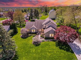 7308 Wellington Pl, Washington, MI 48094