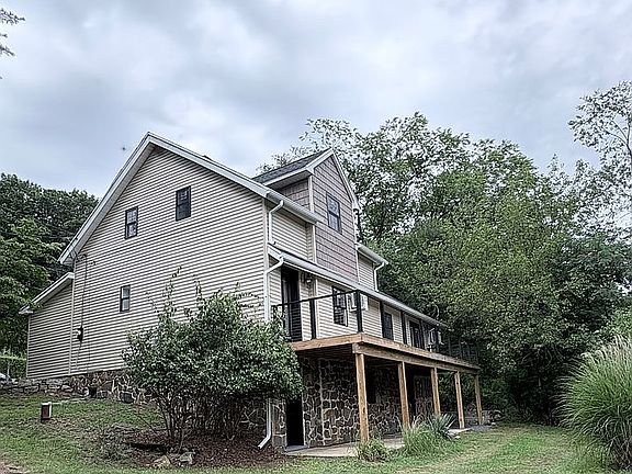 5th image of 741 E Second Mountain Rd