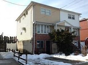 2nd image of 2258 E 70th St
