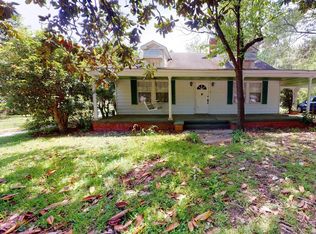 1853 Elmore Rd, Wetumpka, AL 36092