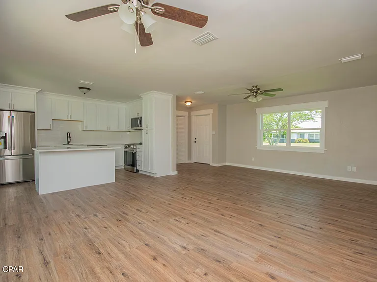 3119 W 23rd Ct — Photo 13