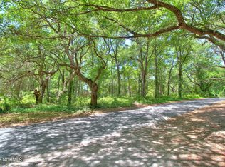 1652 Gause Landing Rd SW, Ocean Isle Beach, NC 28469