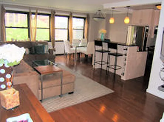 Sold by Residence Resource | media 5