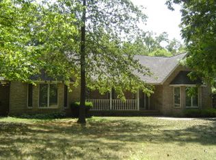 2220 Hickory Hills Rd, Muscatine, IA 52761