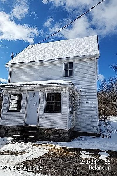 3rd image of 897 N Knight Road