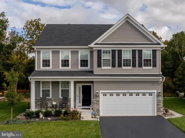 2444 Sunfish Cir, Quakertown, PA 18951