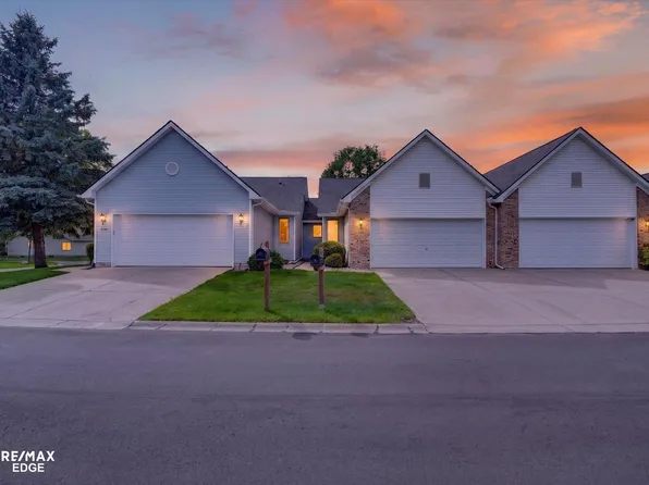 1074 Julie Dr, Davison, MI 48423