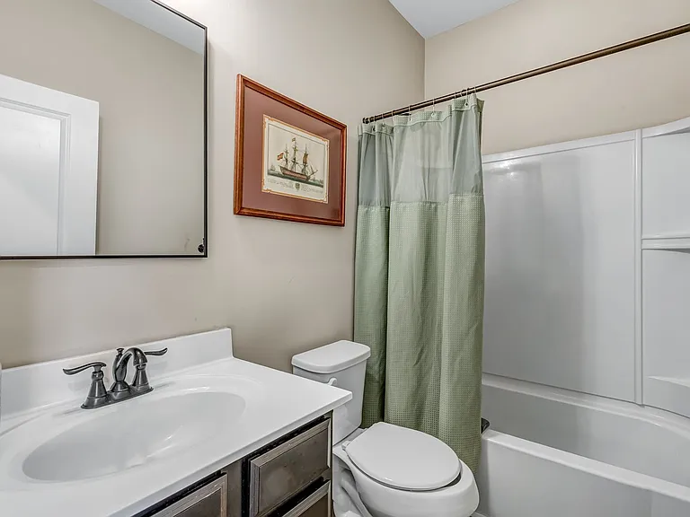 358 Spring Hill Pl — Photo 6