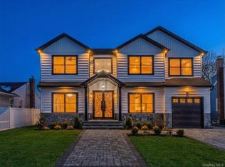 3860 Hudson Avenue, Seaford, NY
