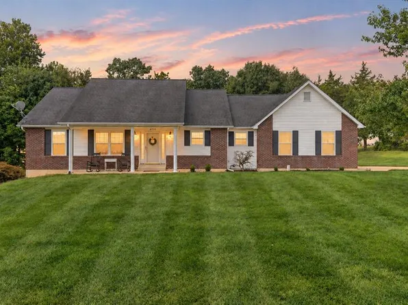 6223 Clover Lake Dr, Cedar Hill, MO 63016