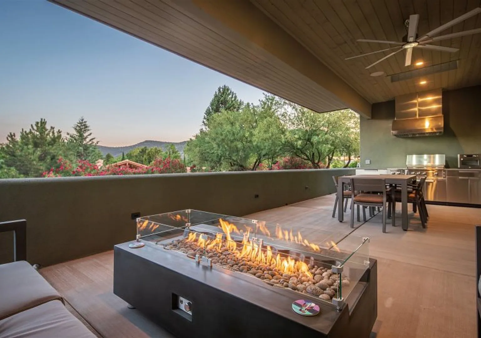 Exquisite Luxury Home Basking in Red Rock Mountains with Infrared Sauna + Fire Tables, Near Oak C... — Photo 1