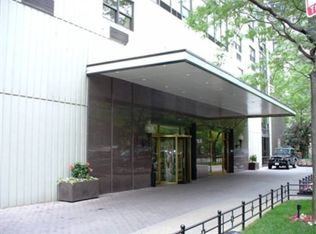 1313 N Ritchie Ct APT 2703, Chicago, IL 60610