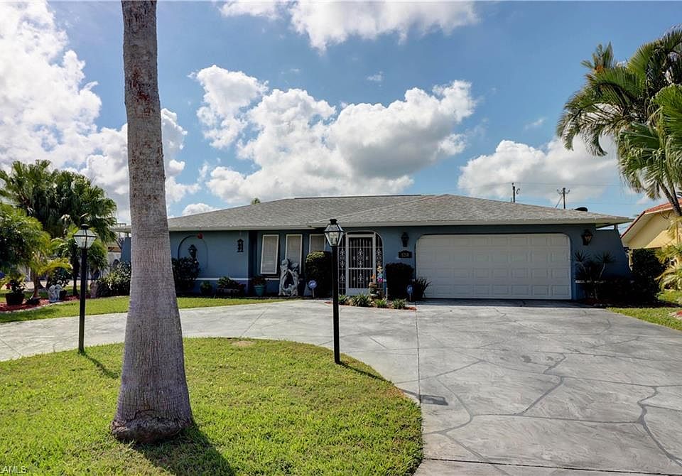 1st image of 1210 SW 52nd Ter