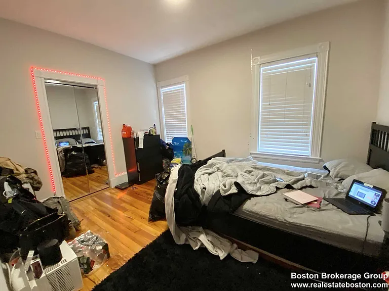Buttonwood St — Photo 12