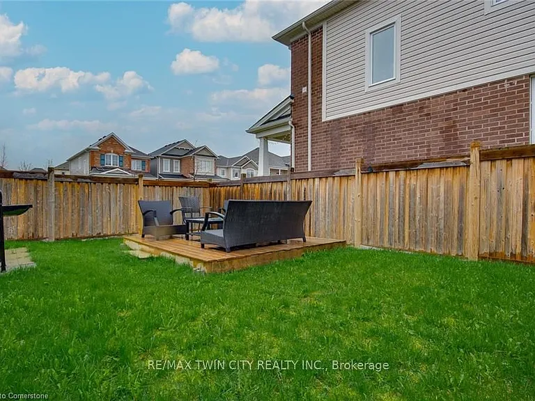18 Blue Oak St — Photo 30