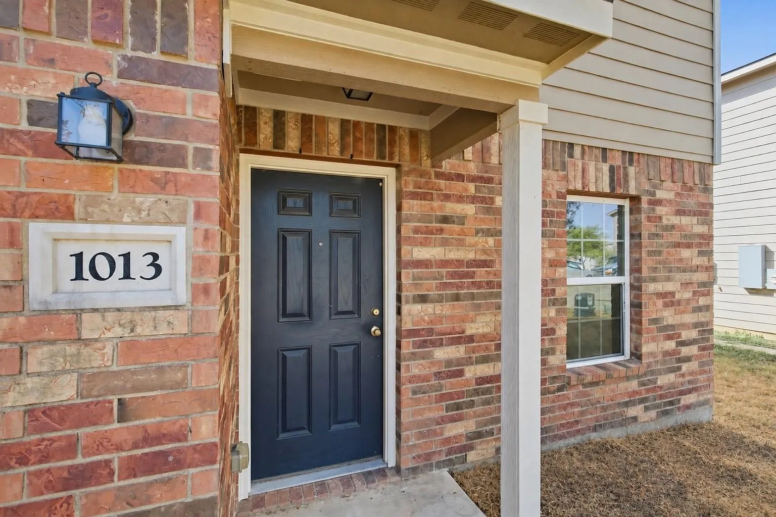 3 bed, 2.5 bath, 1477 sqft, $1,775 — Photo 4