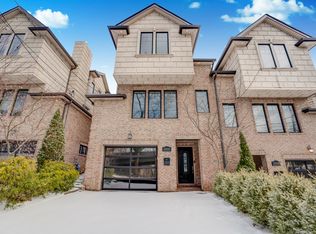 1008 Morningside Ln, Fort Lee, NJ 07024