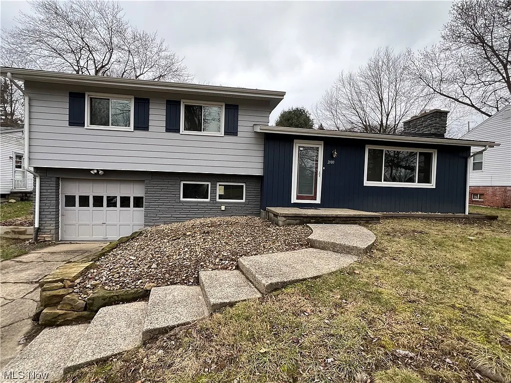 2100 S Schenley Ave photo 1