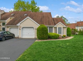 151 Primrose Ln, Freehold, NJ 07728