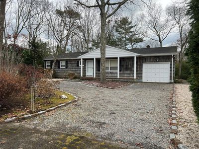 7 OAKWOOD Road, Hampton Bays, NY, 11946