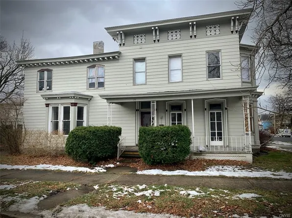 174 W 3rd St, Oswego, NY 13126