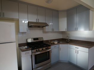 3240 103rd St, Flushing, NY 11369
