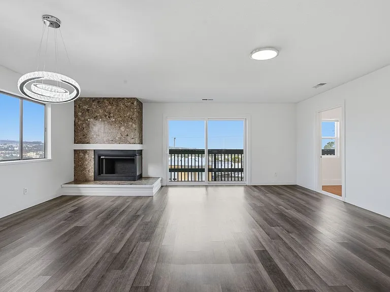 228 Abbot Ave — Photo 13