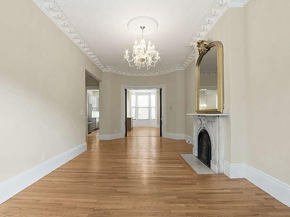 4th image of 163 W Newton St #2