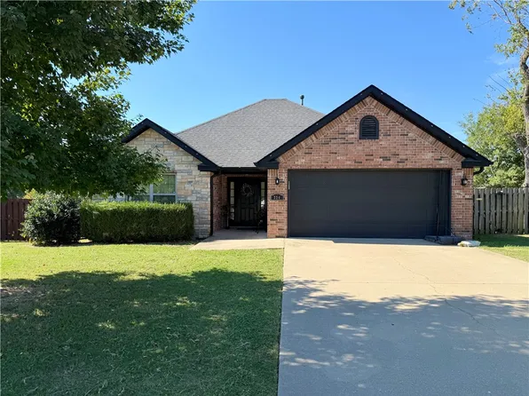 324 Liem Cir, Springdale, AR 72762