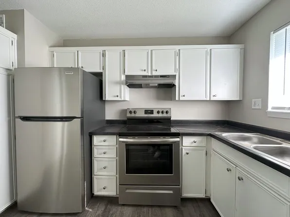 Newly Renovated 2x2.5 Townhome in Overland Park, 7205 W 55th Ter, Mission, KS 66202