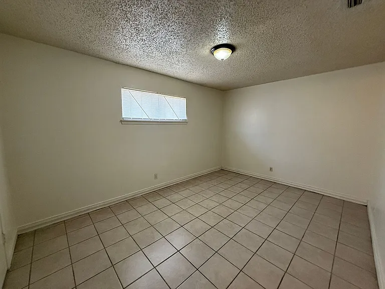 3109 Atkinson Ave — Photo 6
