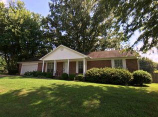 8 Hillary Dr, Jackson, TN 38305