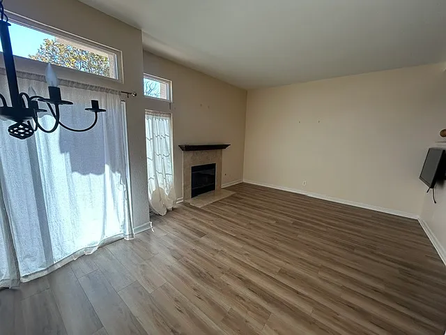 600 Kingswood Ln #F — Photo 6