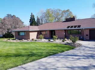 3505 Tecumseh River Rd, Lansing, MI 48906