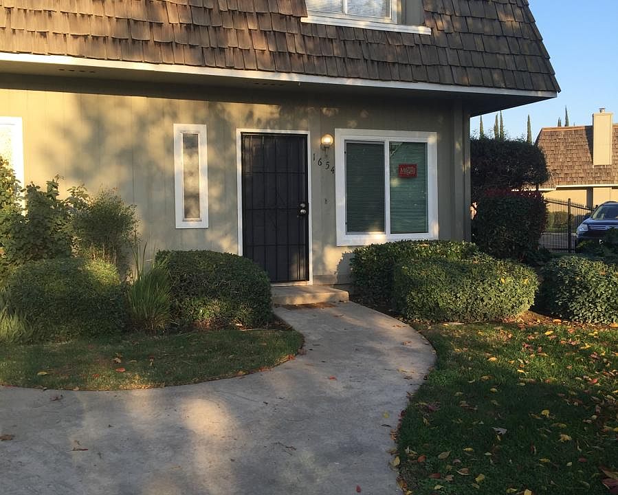 1st image of 1654 W North Bear Creek Dr
