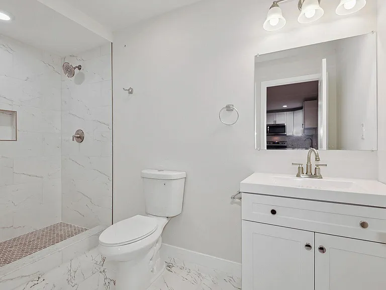 25495 Woodbine Farm Dr — Photo 5