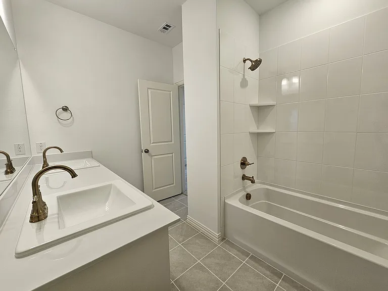 9452 Espalier St — Photo 25