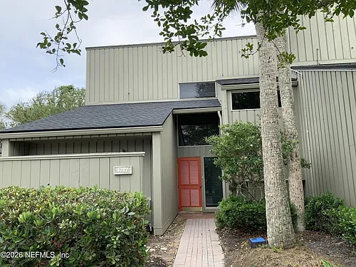 9787 Sawgrass Dr E Photo 1