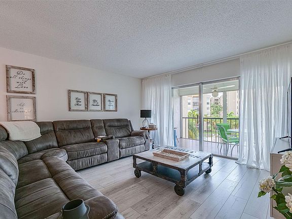 3rd image of 3920 Inverrary Boulevard #404-C