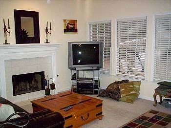 3rd image of 7201 Meadow Gate Way