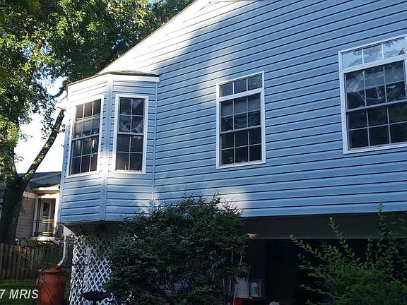 3rd image of 8268 Ahearn Dr