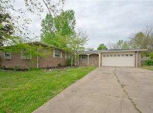 2014 S 16th St, Rogers, AR 72758