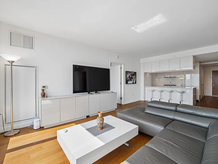 99 Hudson St #4506 — Photo 5