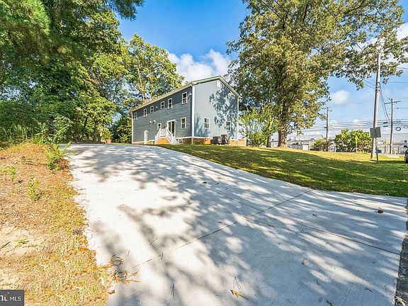 4th image of 1123 Odenton Rd