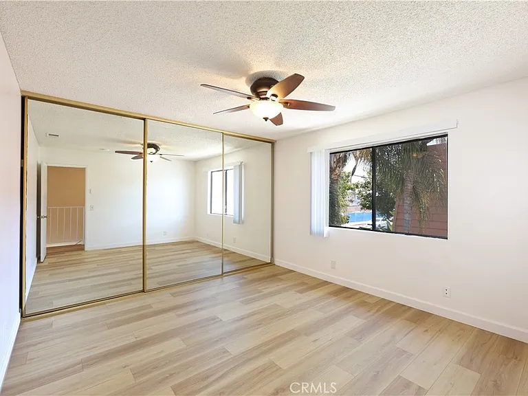 10355 La Reina Ave #A — Photo 11