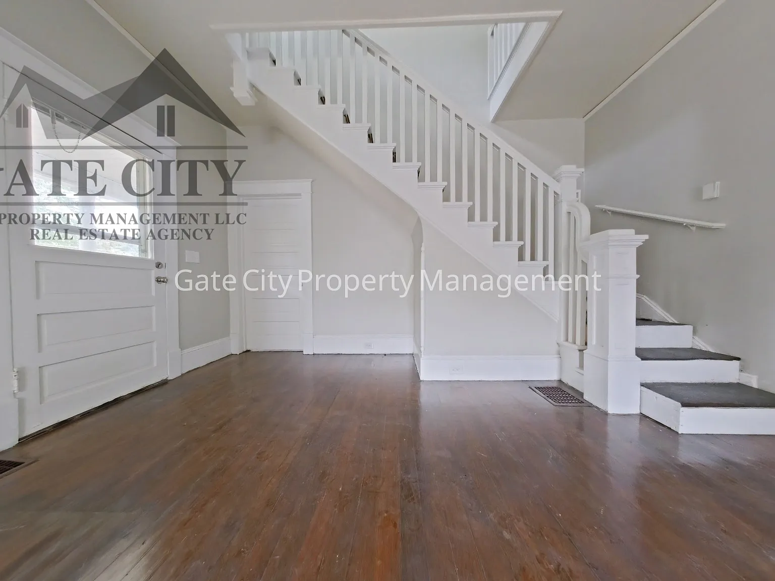 2 bed, 1.5 bath, 10 sqft, $1,000 — Photo 4